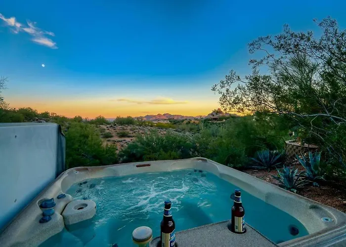 The Refuge Secluded Getaway Pool & Holiday home *